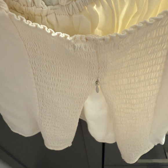 Reformation balloon sleeves top - Picture 4 of 5